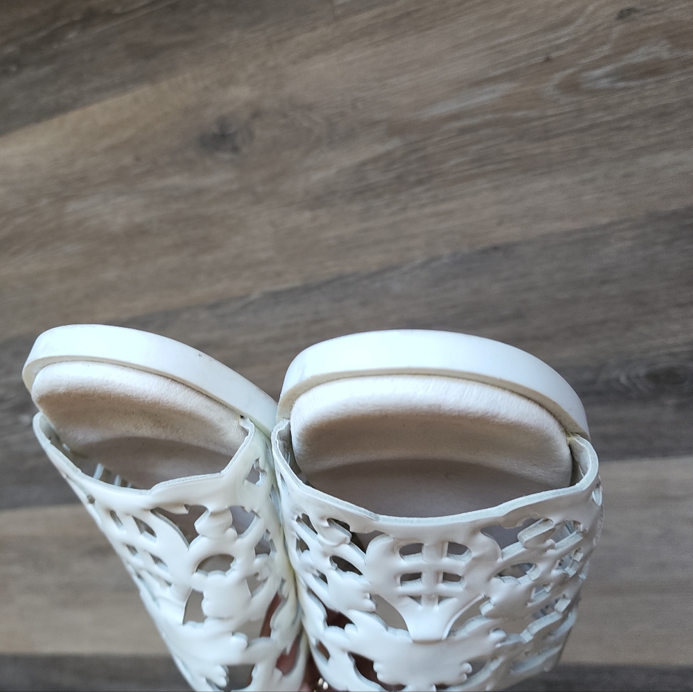 MIISTA WHITE SANDALS - Picture 5 of 9